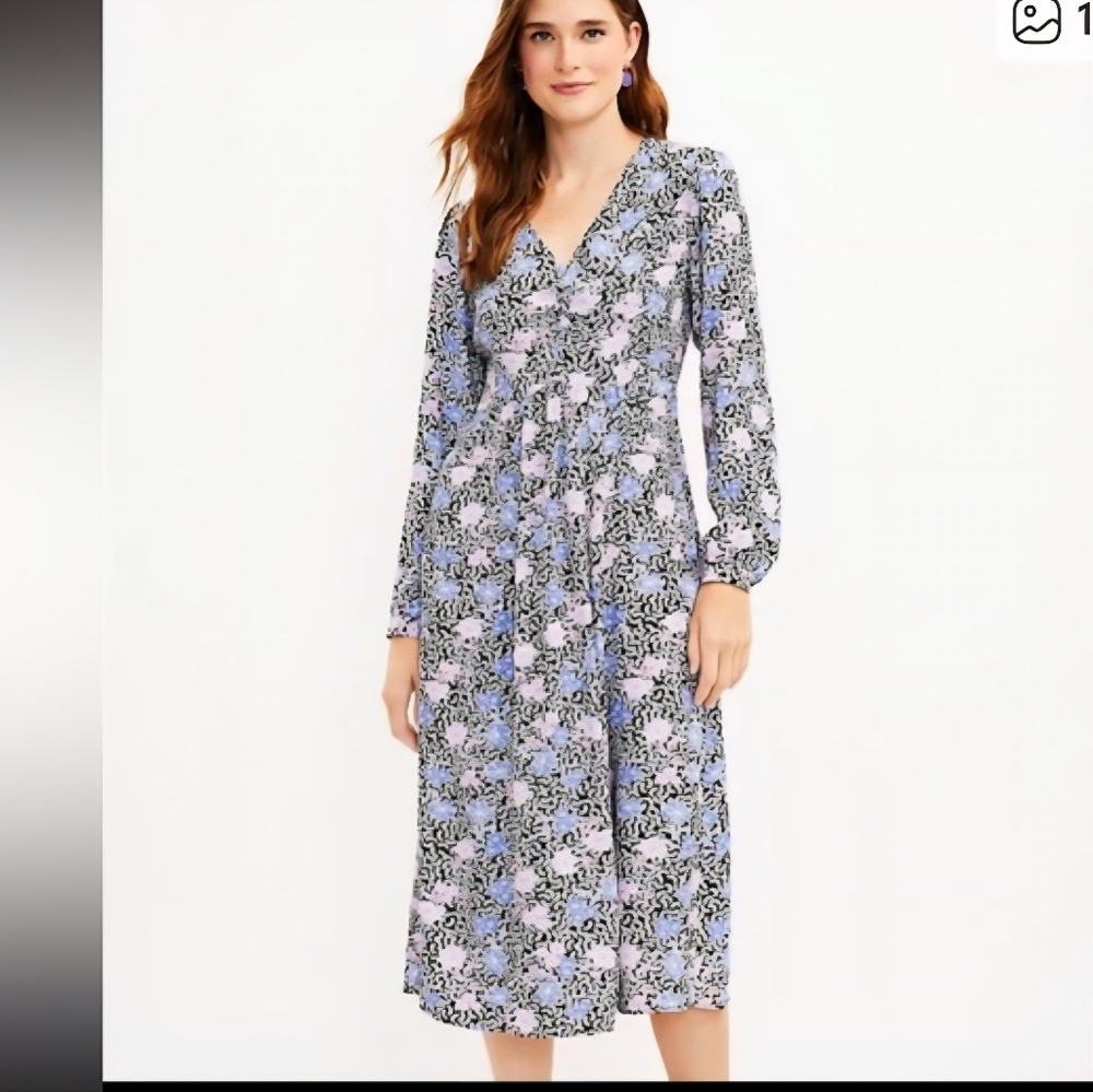 Loft Floral Ruched Midi Dress V-Neck Long Sleeves Women's Size 6 Purple